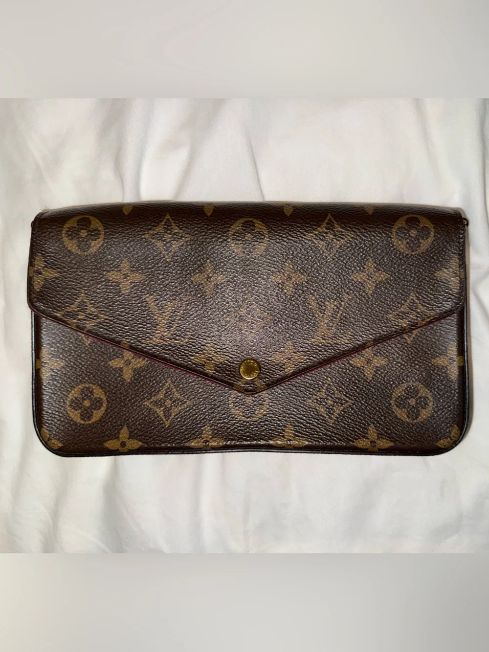 Louis Vuitton classic louis